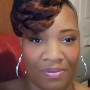 Meet your Posher, Jacqueline